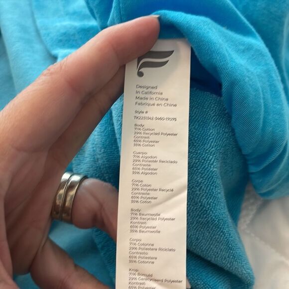 Fabletics Aqua Blue Terry Built-In Bra TankPlus 1X - Picture 3 of 3